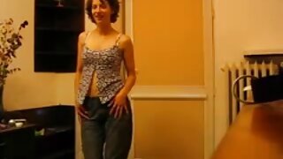 Une salope au film x français amateur cul blanc se fait baiser en missionnaire dans un clip porno interracial