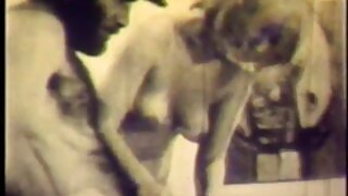 Superbe blonde flexible film porno amateur belge Rica Kaede baisée par sa chatte moelleuse en missionnaire